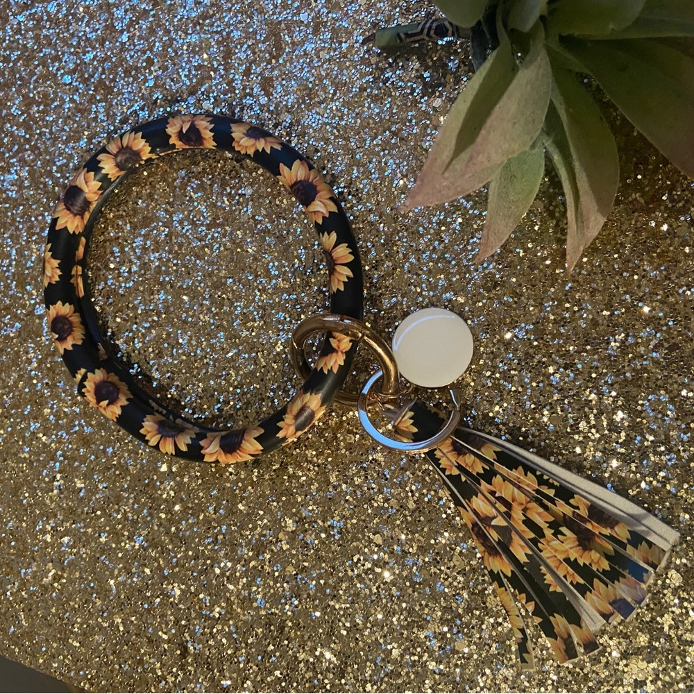 Sunflower key bracelet and keychain
